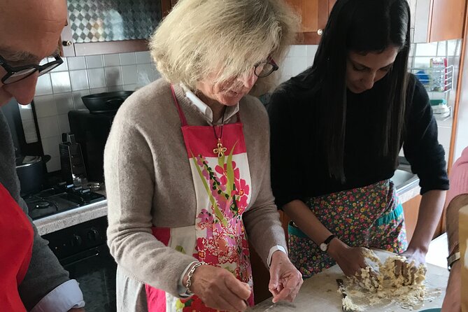 3.5 Hours Fresh Pasta and Tiramisù Cooking Class with Meal - Timing, Location, and Getting There Without Stress