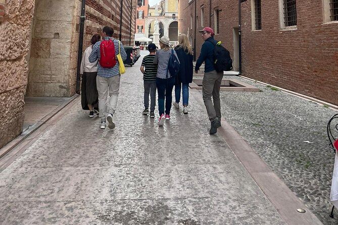 3-Hour Walking Tour with Guide Discovering Verona - Price and logistics: why $68.67 can feel fair (and when it won’t)
