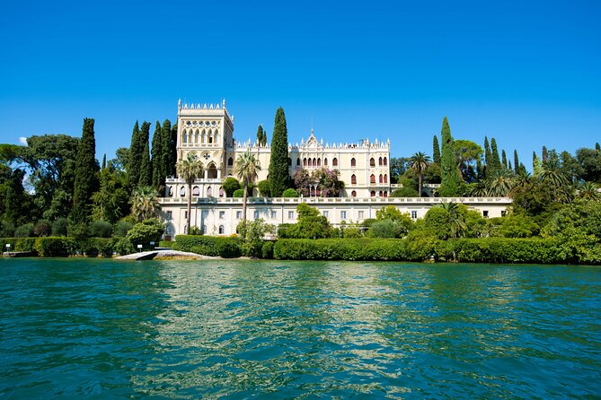 Boat Tour of the Islands of Lake Garda with Aperitif - Aperitivo on a motorboat: the feel of this 3-hour Lake Garda ride