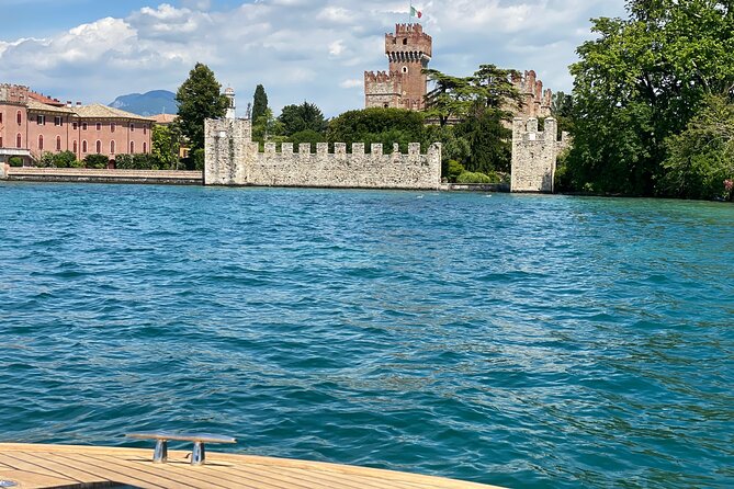 Castles boat tour with Bardolino wine tasting and nibbles - Swim stop on Lake Garda: the quick cool-down you’ll be glad you planned for