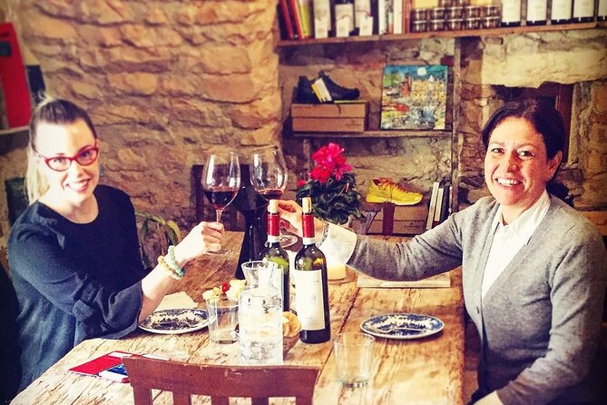 Champagne Experience at a Boutique Winery - A classy gift idea: customized voucher