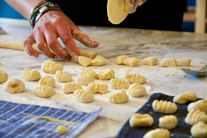 Cooking Class : Fresh pasta and TIRAMISÙ with Lake Garda wines - Tiramisu from scratch: what you’re actually learning