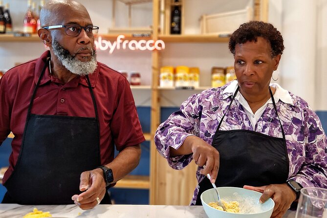 Cooking Class : Fresh pasta and TIRAMISÙ with Lake Garda wines - Small group size and instructors: why the help feels personal
