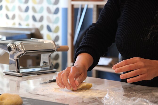 Cooking Class : Fresh pasta and TIRAMISÙ with Lake Garda wines - What you learn when you make fresh pasta dough