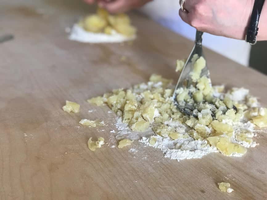 Discover the old market and make fresh pasta - Finding Your Cooking Base: Scaliger Castle and the Old Market