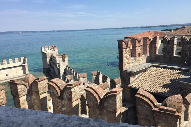 From Garda/Bardolino: 4-hour Guided Boat Cruise to Sirmione - Boat comfort and the real-world sound check