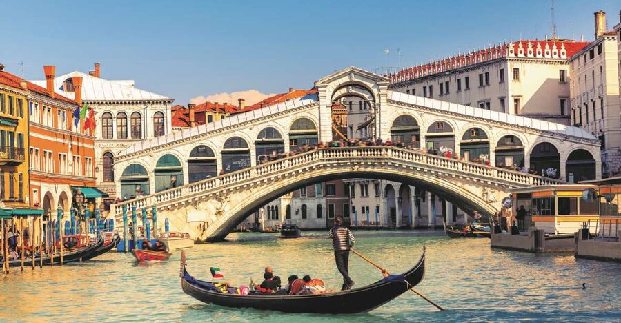 From Lake Garda: Full-day Group Tour of Venice - Returning to Lake Garda: The Boat Back and the Calm Finish
