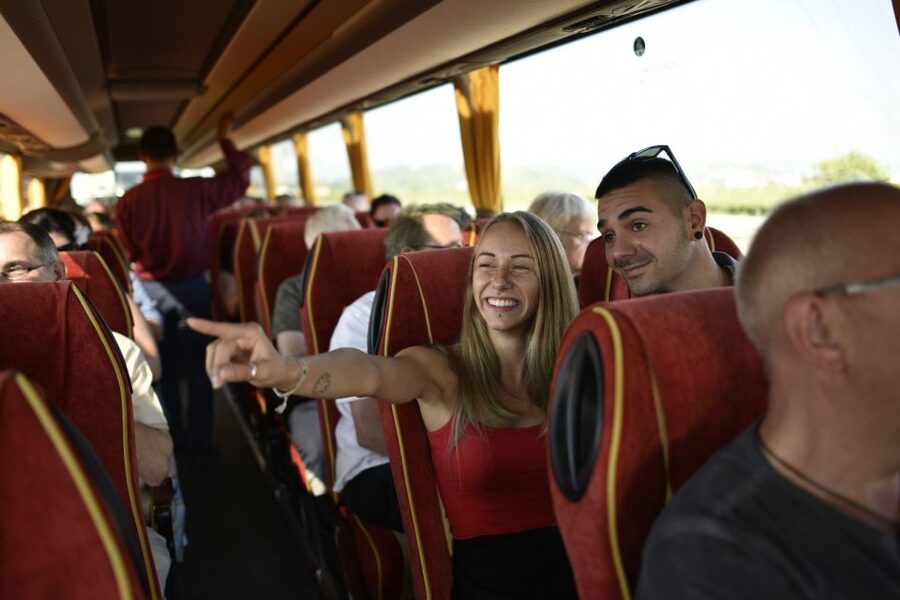 From Lake Garda: Full-day Group Tour of Venice - The Coach Ride and the Smart Break Near Soave