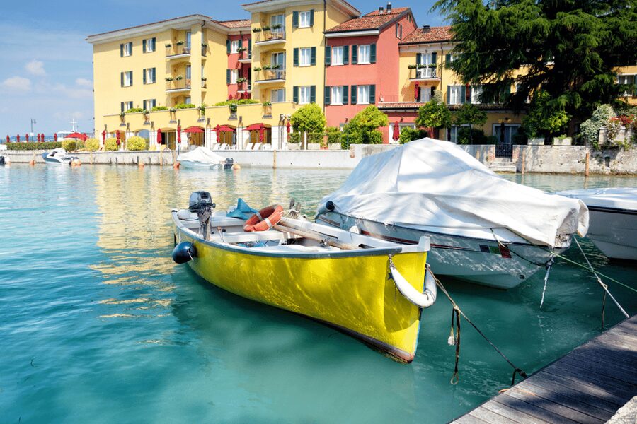 From Verona: discover Lake Garda and Sirmione private tour - Verona to Sirmione: the van ride that makes Lake Garda doable