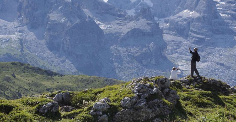 From Verona: Full-day Dolomites Mountains Guided Tour - Coffee stop, Soraga Lake, and the Moena/Cavalese/Canazei area: small-town hits