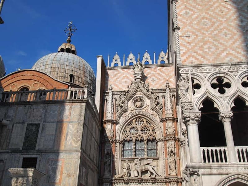 From Verona: Venice full-day guided trip - River boat return and the end-of-day flow back to Verona