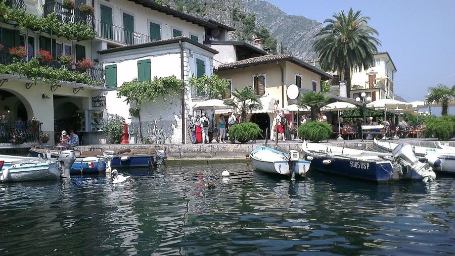 Full-Day Lake Garda Tour: Bus & Public Boat with Guide - Key things to know before you go