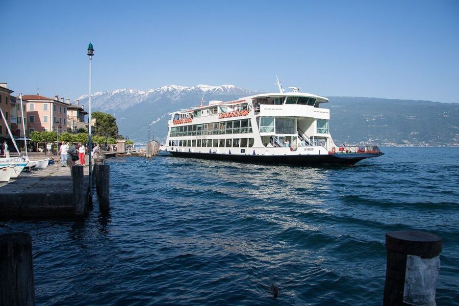 Full-Day Lake Garda Tour: Bus & Public Boat with Guide - Coach comfort, tunnel nerves, and why timing feels tighter than you think