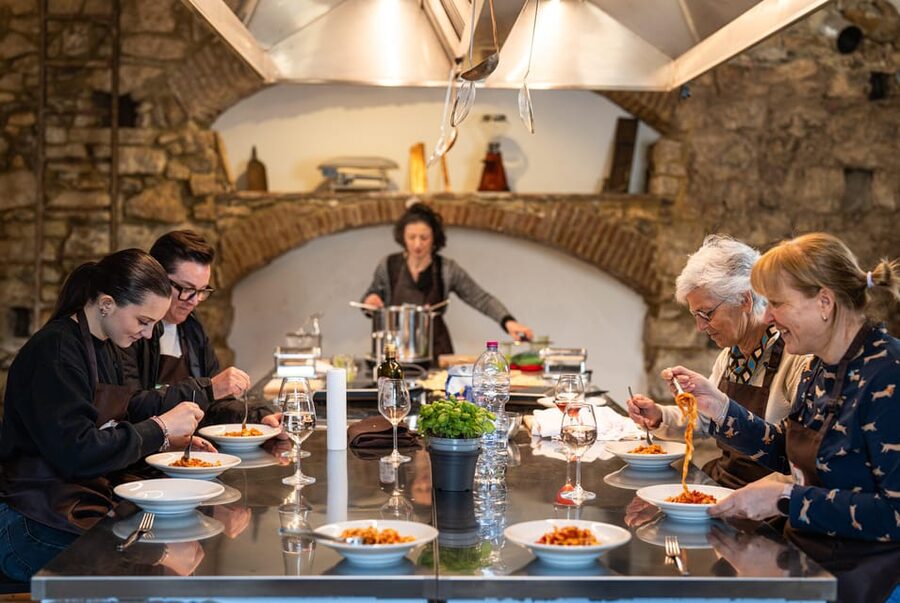 Garda: Cooking Class with Dessert - The instructors and the teaching style that makes it click