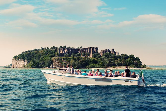 Guided tour in Sirmione with motorboat tour - Meeting at Castello Scaligero: Get Oriented Before You Walk