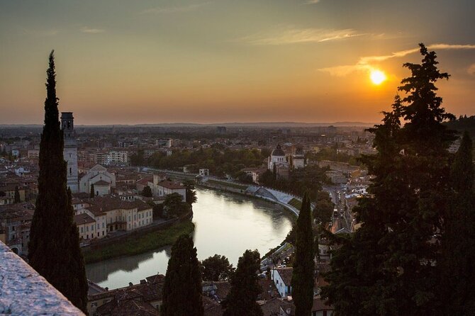 Highlights & Hidden Gems of Verona at Sunset with cable car - Funicolare di Castel San Pietro: The Cable Car Finale You’ll Remember