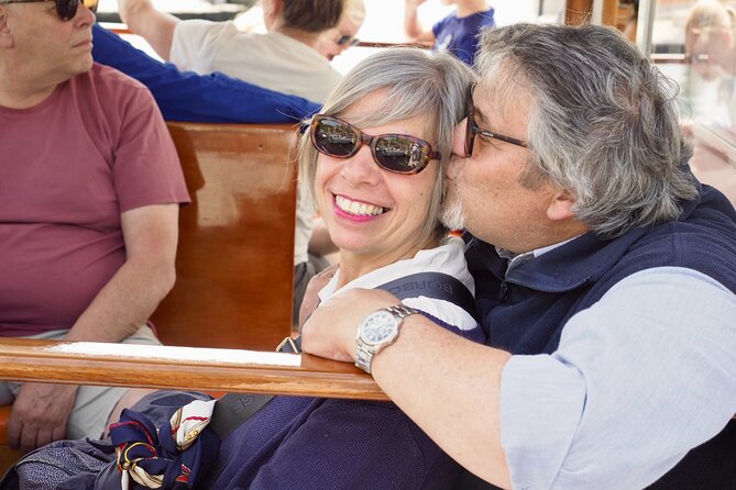Lake Garda 4-Hour guided Boat Cruise to Sirmione - Getting on the Boat: What the Ride Feels Like (and Why It Matters)