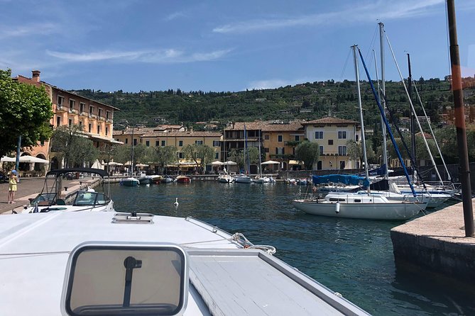 Lake Garda 4-Hour guided Boat Cruise to Sirmione - Seating, Comfort, and Group Size: What You Can Expect