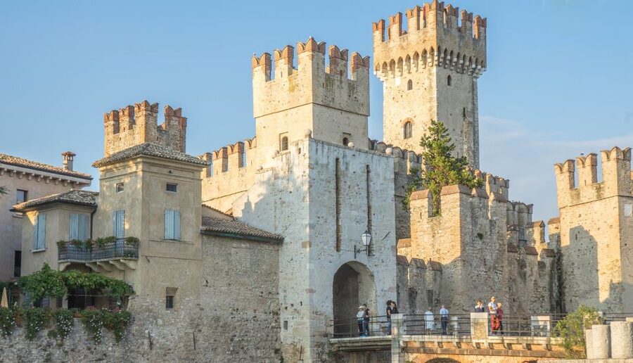 Lake Garda: 4-hour Guided Boat Cruise with Stop in Sirmione - Should you book this guided cruise?