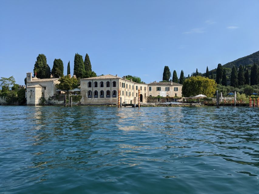 Lake Garda: 4-hour Guided Boat Cruise with Stop in Sirmione - Who should book this Lake Garda and Sirmione boat tour?