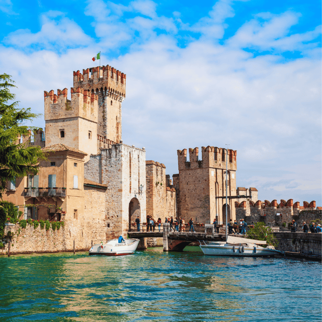 Lake Garda: between Desenzano del Garda and Sirmione - The boat ride to Sirmione: the simplest way to see the lake