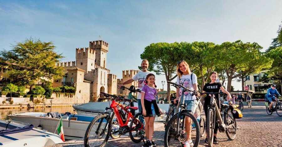 Lake Garda: E-bike Rental - Borghetto on the Mincio: medieval streets you can actually enjoy slowly