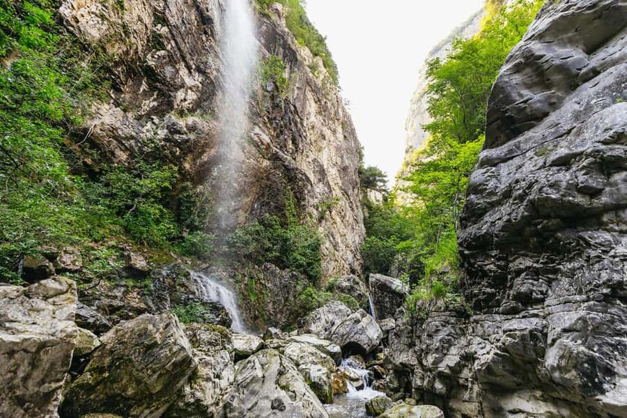 Lake Garda: Family Friendly Canyoning Tour - Who this tour fits best (and who should choose another option)
