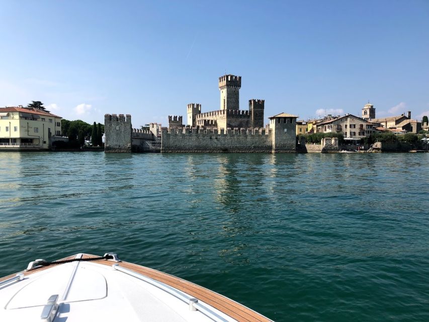 Lake Garda: Historic Castle Cruise with Wine Tasting - Villa Canossa swim stop: what to bring and how to feel comfortable