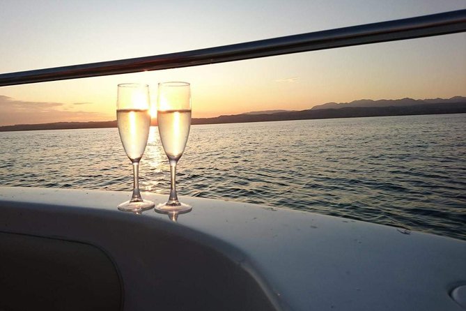 Lake Garda Sunset Cruise from Sirmione with Prosecco - Prosecco and fresh fruit: the luxury here is how simple it feels