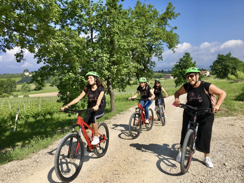 Lazise: Countryside e-Bike Tour with Wine Tasting - Meeting up, getting the e-bike, and what to wear