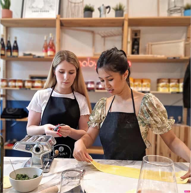 Lazise: Fresh Pasta Cooking Class with Meal at Lake Garda - Who should book this pasta class in Lazise?