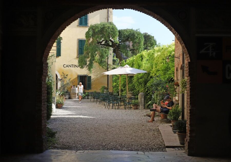 Lazise: Historical Center Wine Tasting Tour - The 6 Wines You Taste (and What Each Step Teaches Your Palate)