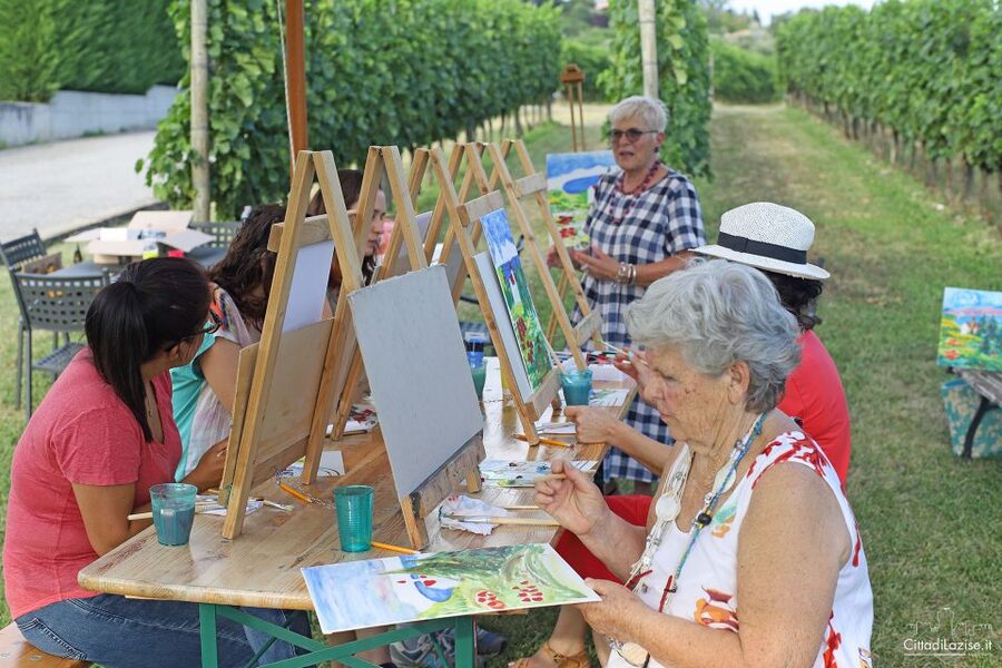 Lazise: Painting Expereince with Wine and Local Food Platter - Who should book, and who should skip