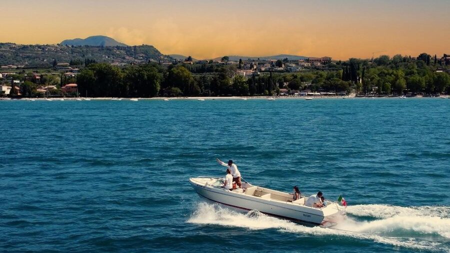 Lazise: Sunset Cruise with Wine aperitif on lake Garda - Why this Lazise sunset cruise feels different from the usual boat tour