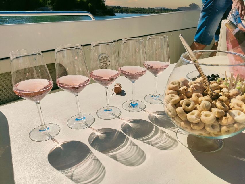 Lazise: Sunset Cruise with Wine aperitif on lake Garda - Wine aperitif on the lake: what’s included and how to make it enjoyable