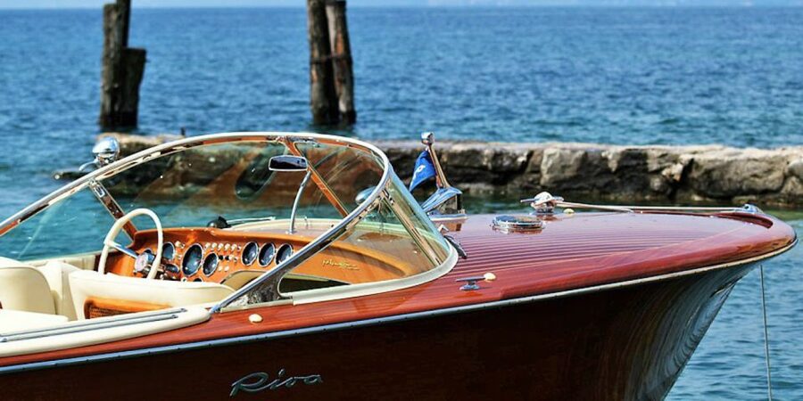 Lugana Wine Tour With Private Panoramic Boat on Lake Garda - Sirmione First Stop: Old Town on a Lake-Pointed Peninsula