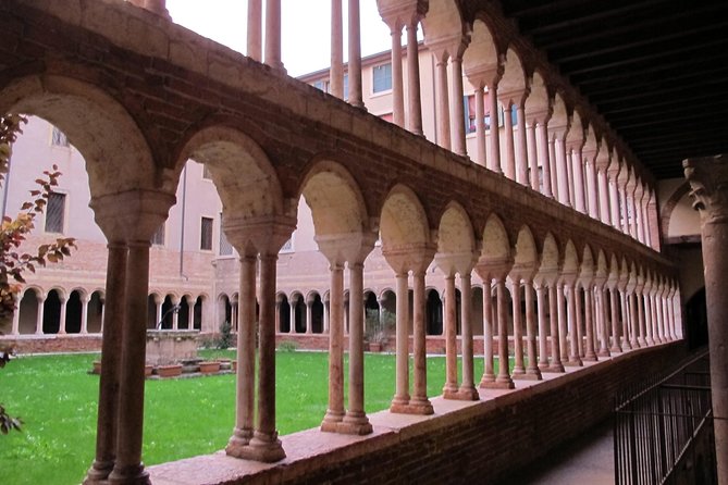 Make your Romantic Proposal in the City of Love - Starting point at Corso Castelvecchio: get your bearings fast