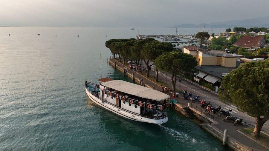 Peschiera: Afternoon Boat Trip to Sirmione with Swim Stop - Peschiera to Sirmione by water: the easy way to see Lake Garda