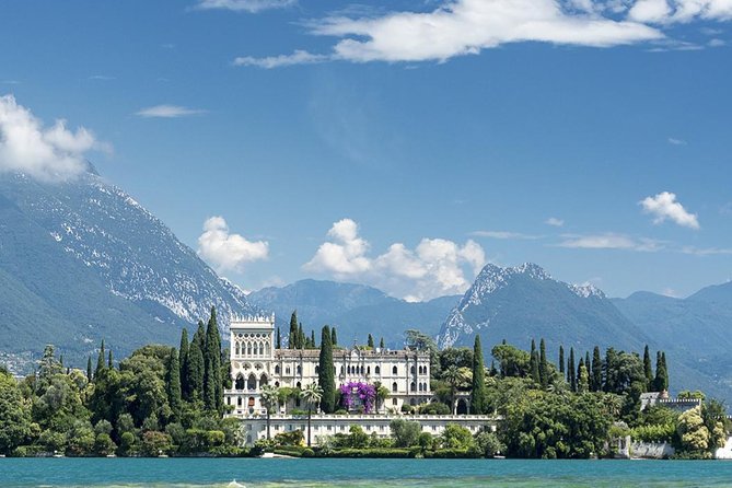 Private Romantic Motorboat Tour From Sirmione - The 1-hour route: Desenzano shoreline, Villa Callas view, Grotte di Catullo, and Sirmione
