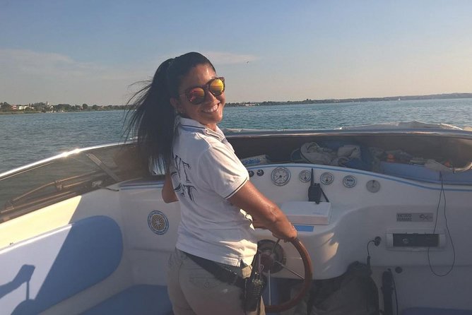 Private Romantic Motorboat Tour From Sirmione - Ticket expectations: what’s free vs what isn’t