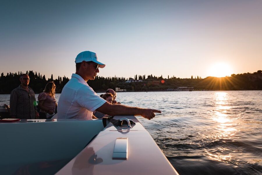 Sirmione: 25 Minute Boat Cruise around the Peninsula - Weather and what to expect if conditions change