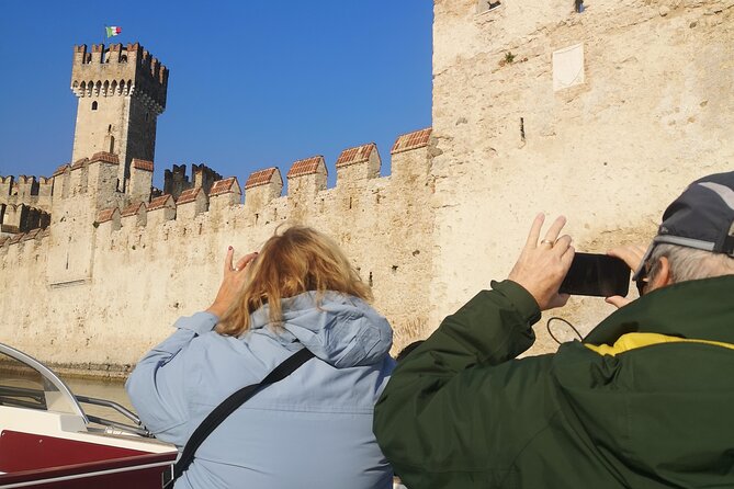 Sirmione away from the Crowds Boat Cruise Guided Walk and a Drink - Parco Maria Callas: the quiet walk to the water