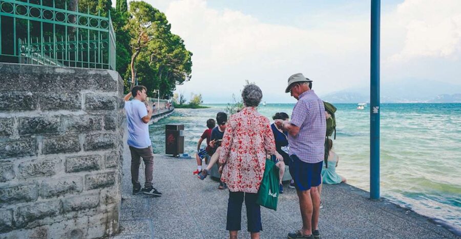 Sirmione: Village Highlights Walking & Lake Garda Boat Tour - Why This Sirmione Boat + Walking Tour Makes Sense