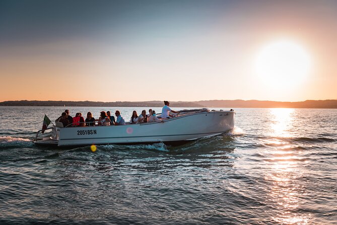 Sunset Tour in Sirmione - The Boarding Background Stop: A Quick Orientation Before You See the Sights