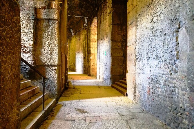 Tour to the Arena di Verona at the Gladiator's Time - Guide style: why Fabio keeps showing up in the praise