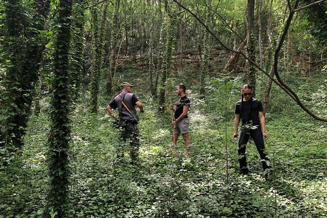 Truffle Hunting with Wine Tasting - When Truffle Hunting Can’t Happen: Vineyard, Cellars, and Farmhouse Plan