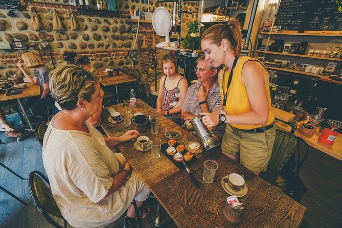 Verona All in one: Food Walking Tour, Lunch & Wine - Porta Borsari and the food district: meatballs and Amarone risotto lunch