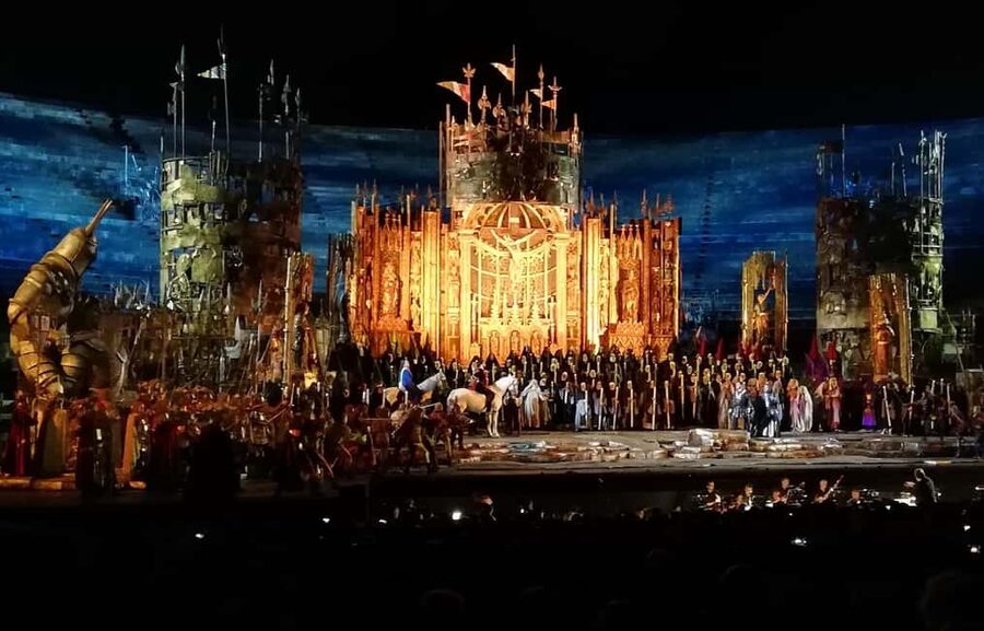 Verona: Arena di Verona Opera Ticket - Weather Reality: Canceled Shows and the Non-Refund Angle
