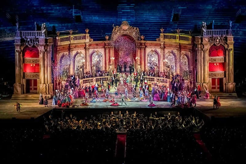 Verona: Arena di Verona Opera Ticket - Rules That Catch People Off Guard: Food, Bags, and Fans