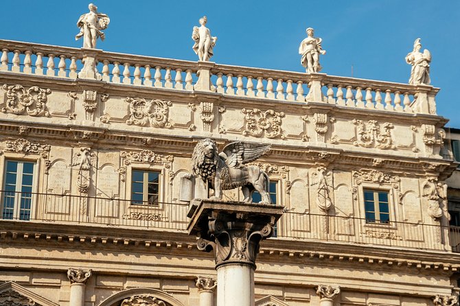 Verona Arena & Surroundings PRIVATE TOUR with Ticket Included - Inside Arena di Verona with a local storyteller in your ear